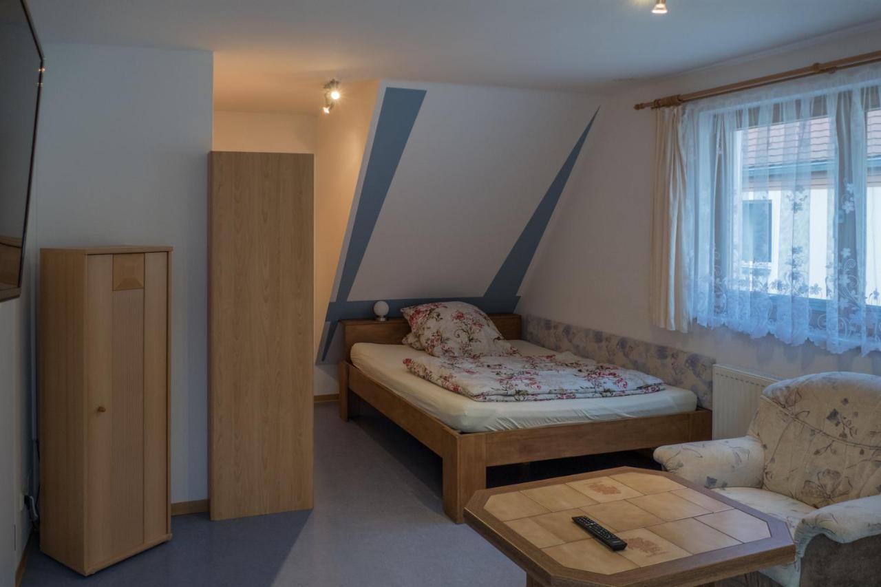 Hundemuede In Dresden Apartment Exterior photo